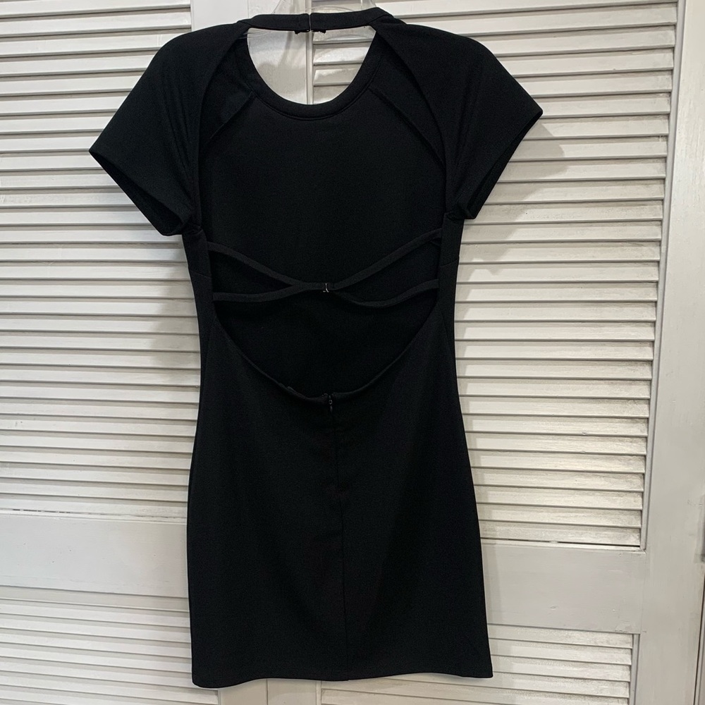 Mandy…K black backless Tshirt dress